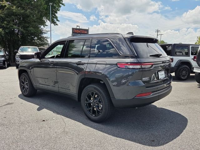 New 2026 Baltic Gray Metallic Clear-Coat Exterior Paint Jeep Altitude image 6