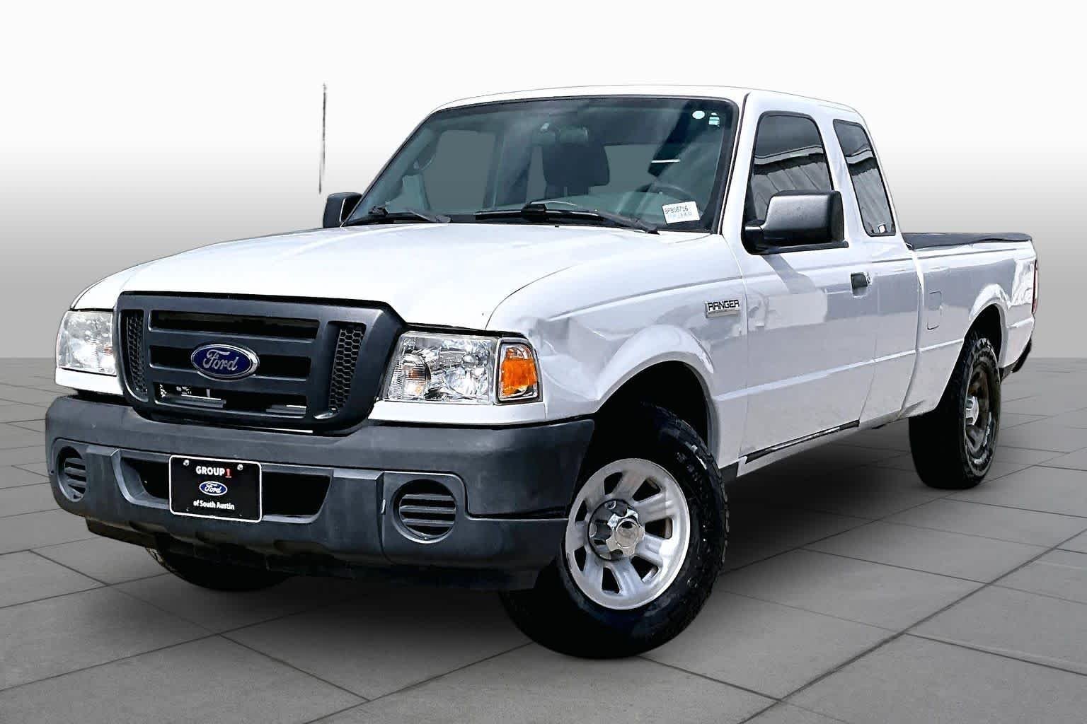 Used 2011 Oxford White Ford XL image 36