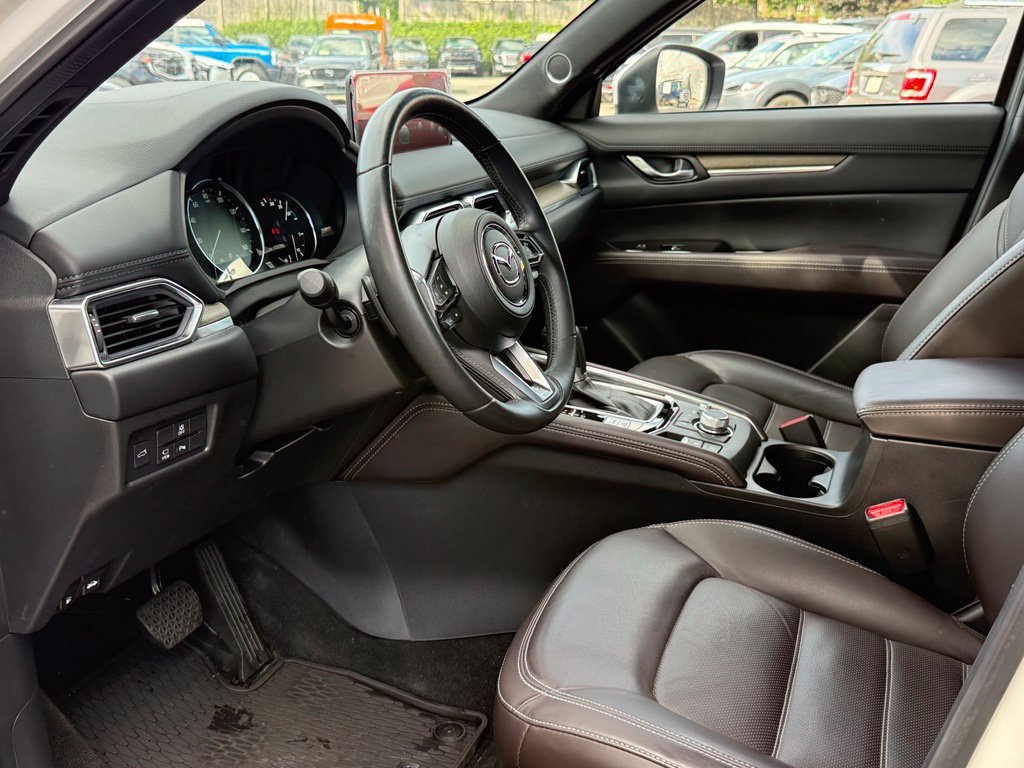 Used 2024 White Mazda 2.5 Turbo Signature image 22
