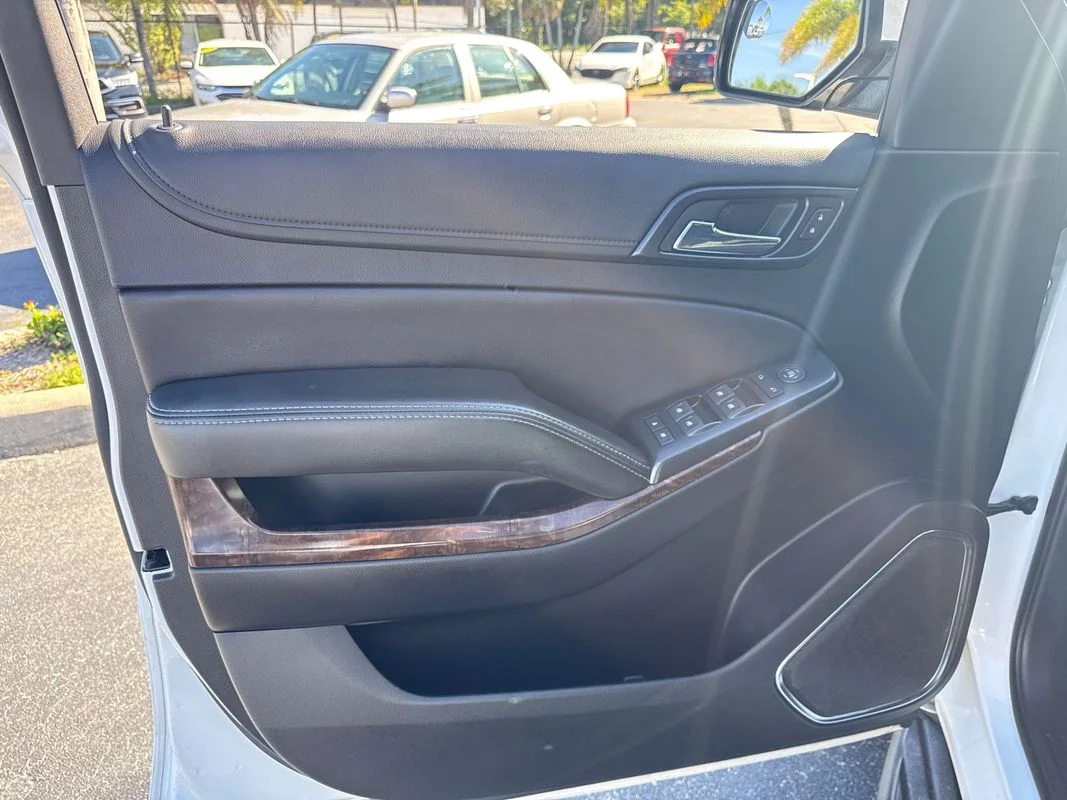 Used 2018  Chevrolet LS image 10