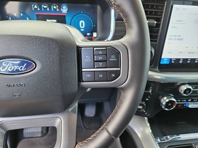 Used 2025 Black Metallic Ford LARIAT image 19