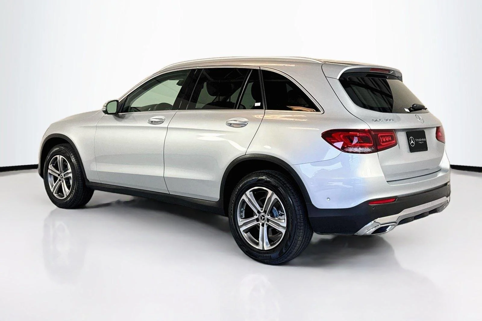 Used 2022 Cirrus Silver Metallic Mercedes-Benz GLC 300 image 7