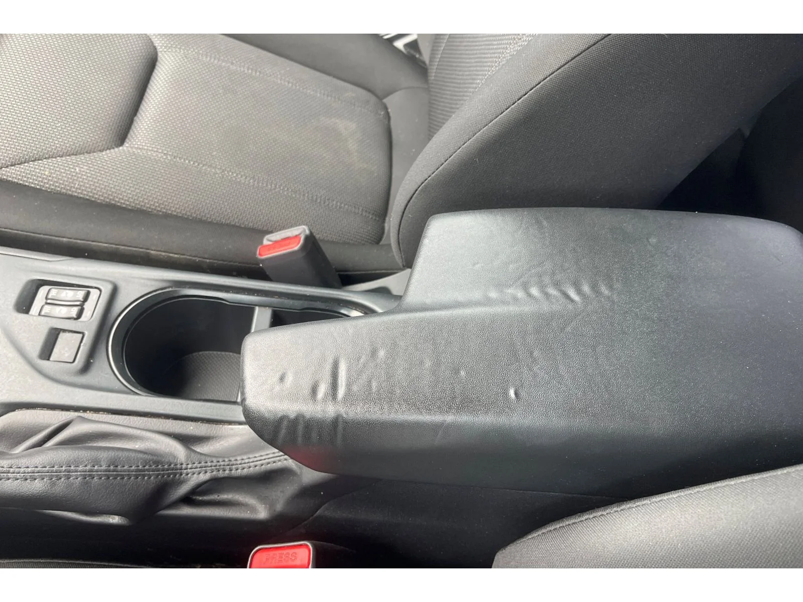 Used 2022 Crystal White Pearl Subaru Premium image 29