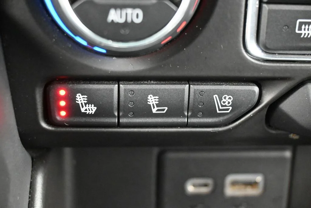 Used 2021 Black Chevrolet High Country image 30