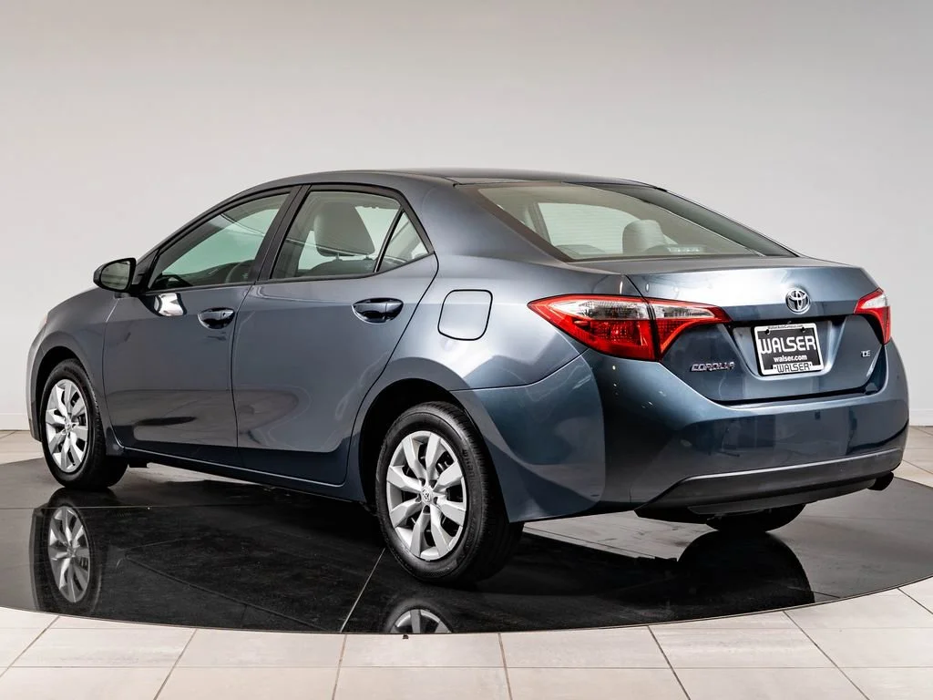 Used 2015 Slate Metallic Toyota LE image 6