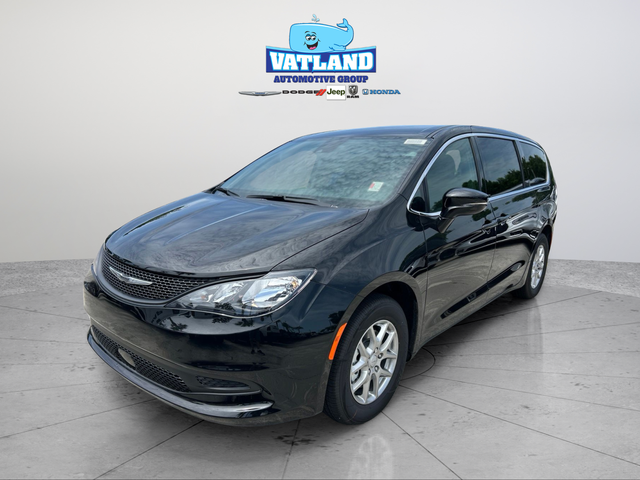 2027 Chrysler Pacifica LX
