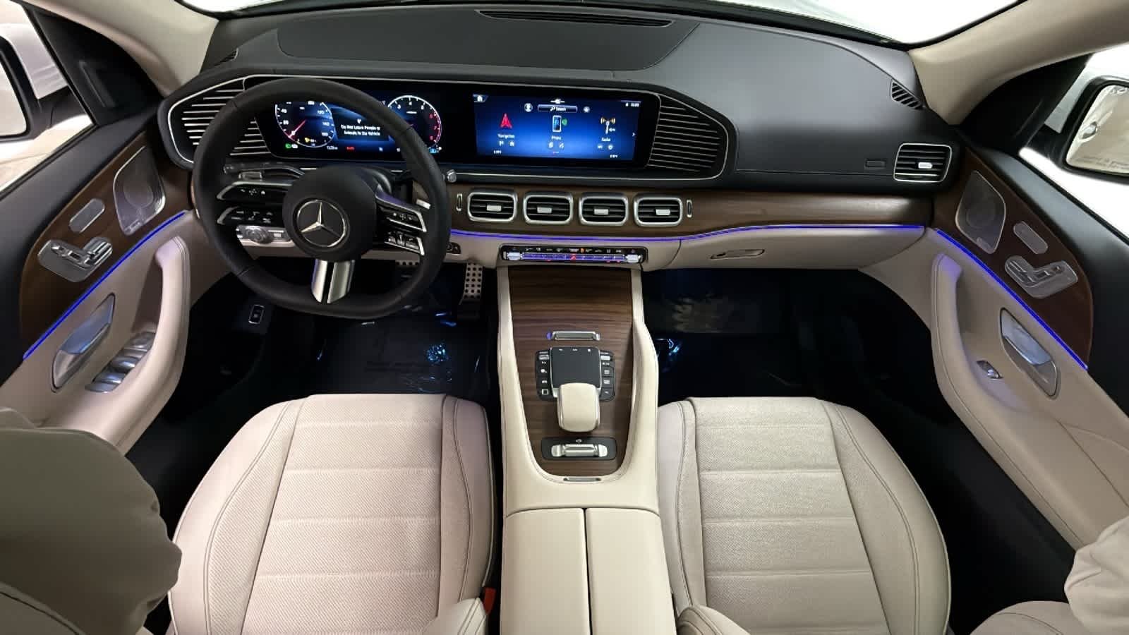 New 2026 Polar White Mercedes-Benz GLS 450 image 5