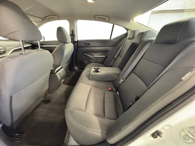 Used 2023 White Nissan 2.5 SV image 13
