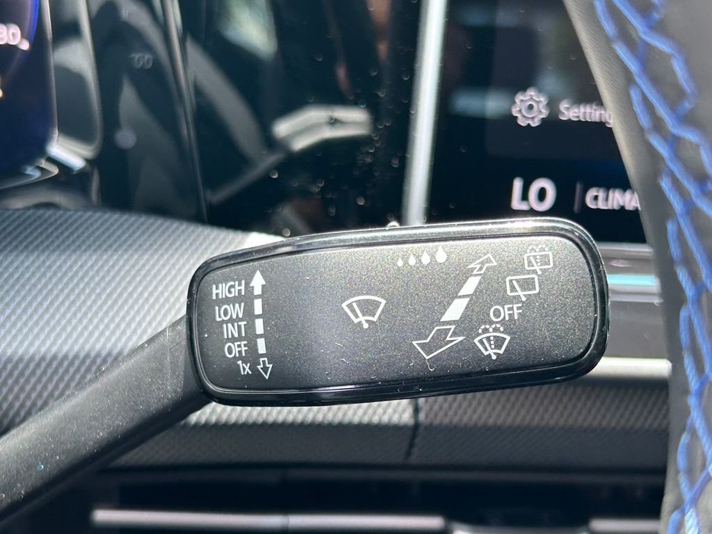 New 2026 Blue Volkswagen 2.0T image 23