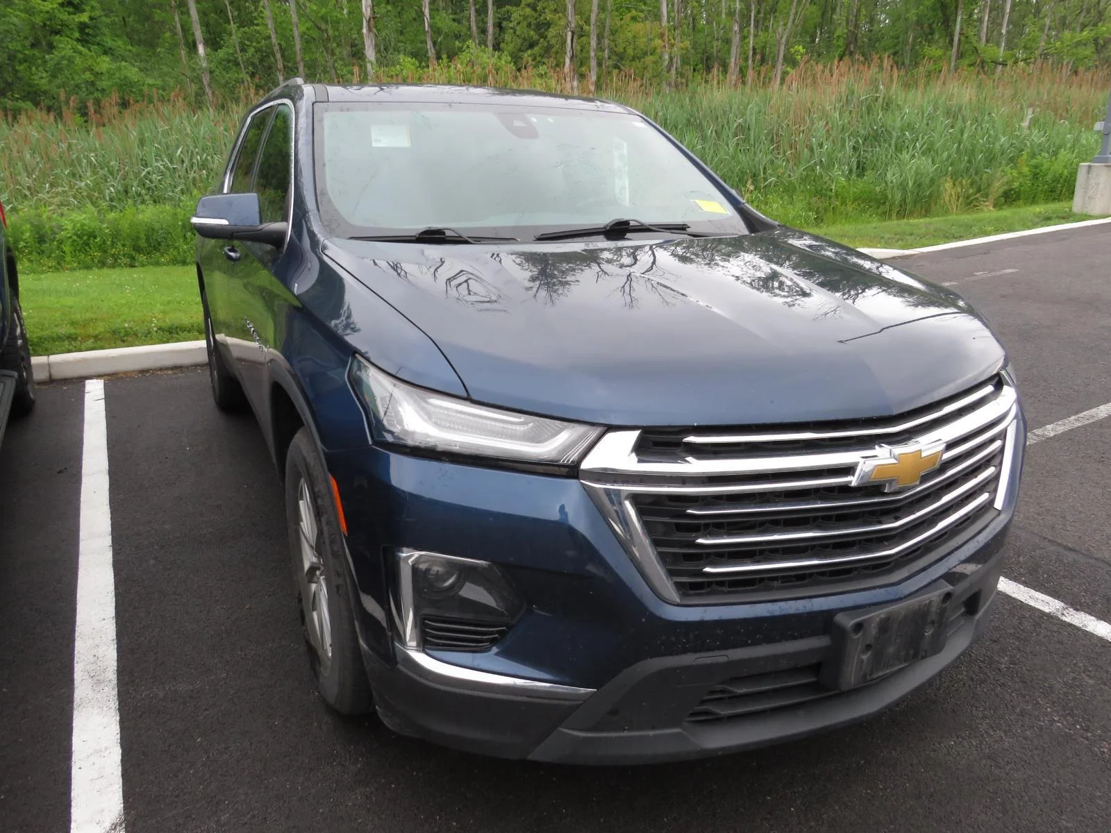 Used 2023 Northsky Blue Metallic Chevrolet LT Cloth image 3