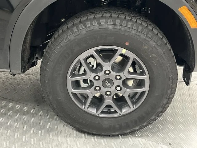 New 2026 Shadow Black Ford XLT image 22