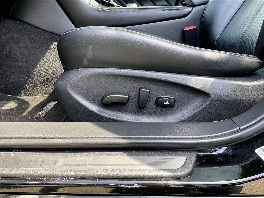 Used 2023 Black INFINITI LUXE image 27