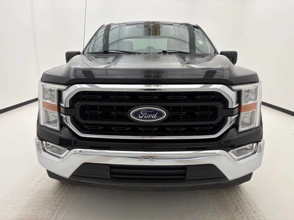Used 2021 Black Ford XLT image 14