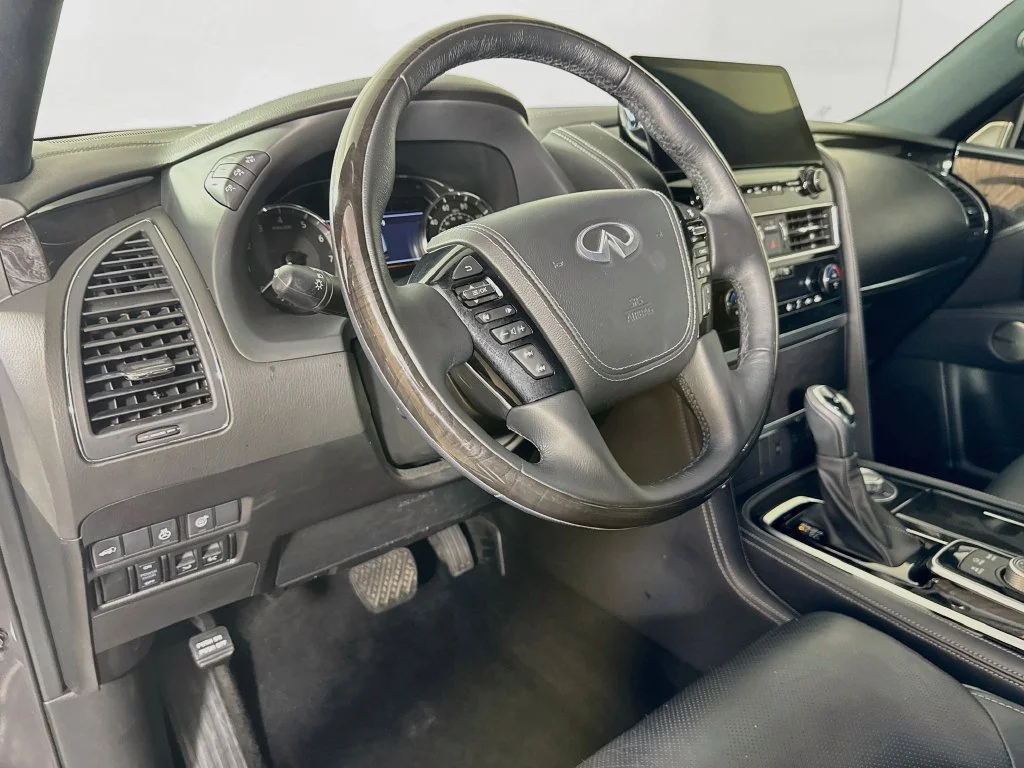 Certified Used 2024 Gray INFINITI Sensory image 11