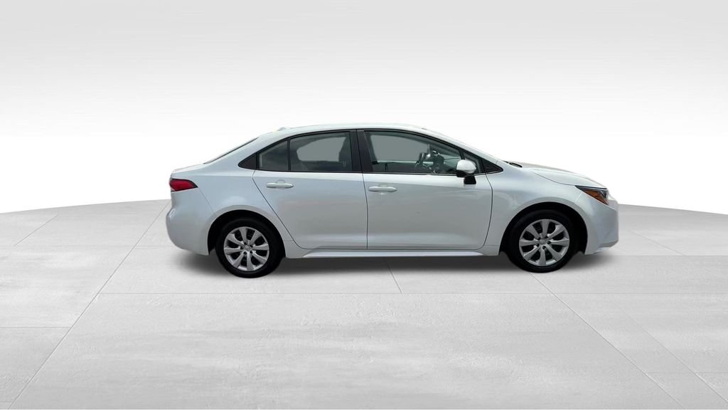 Used 2026 Beige Toyota LE image 9