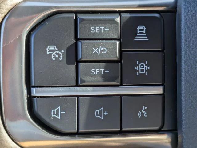 New 2026 Star White Metallic Tri-Coat Ford King Ranch® image 25