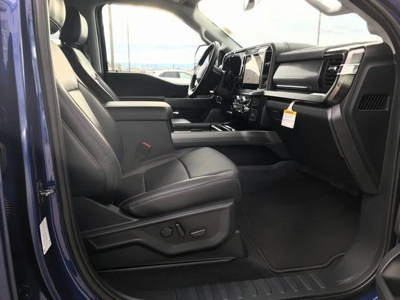 New 2026 ARGON BLUE METALLIC Ford LARIAT image 21