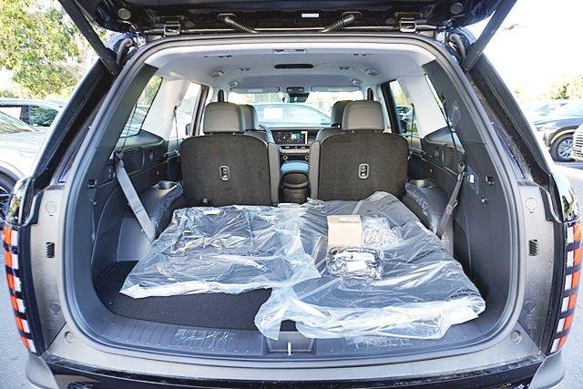 New 2026 Black Hyundai SEL FWD image 16