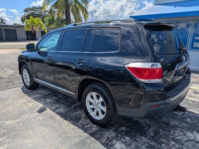 2012 Toyota Highlander SE photo 3