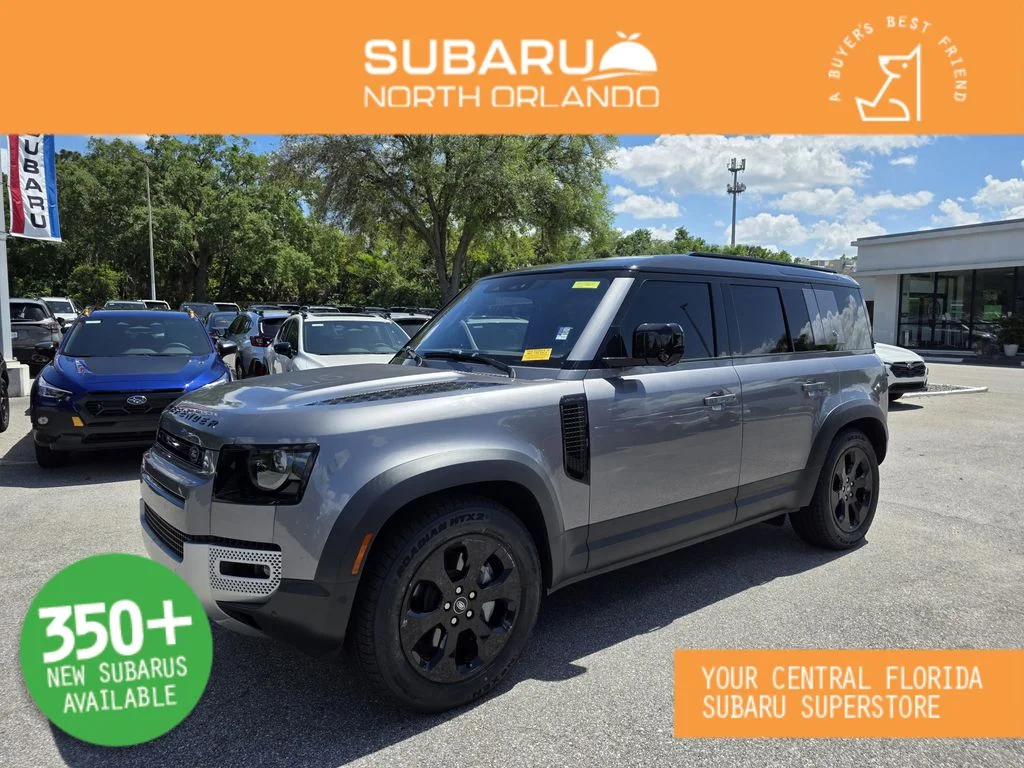 2022 Land Rover Defender SE's photo