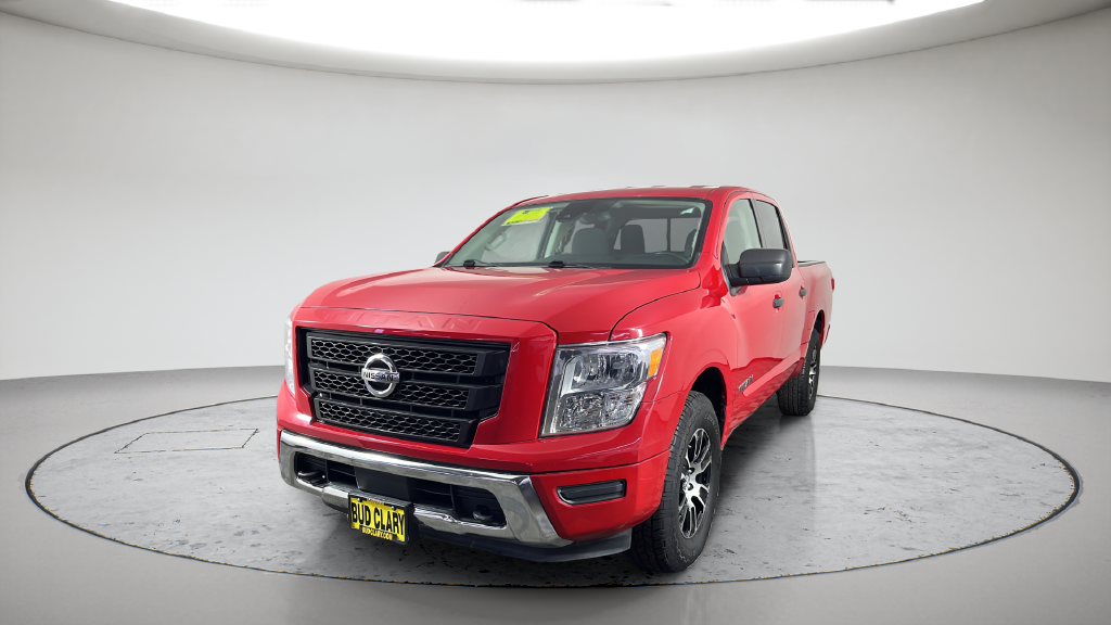 2022 Nissan Titan SV