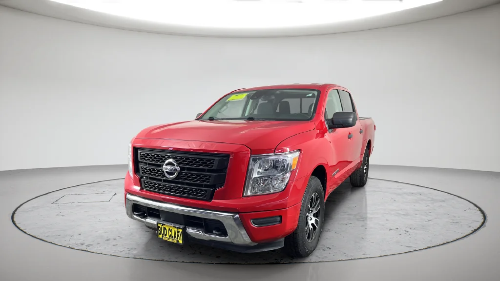 2022 Nissan Titan