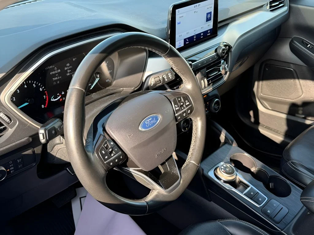 Used 2021 Iconic Silver Metallic Ford SEL image 10