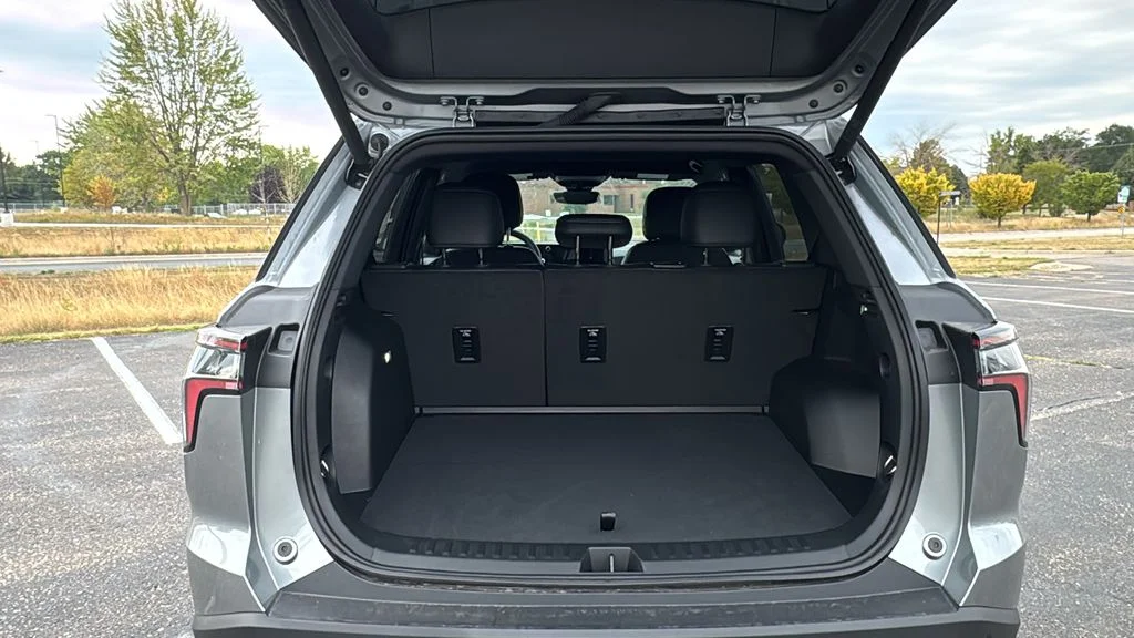 2026 Chevrolet Equinox LT - Photo 11