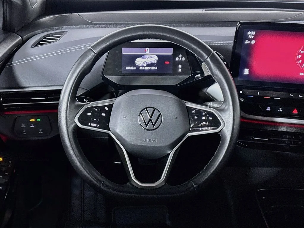 Certified Used 2023 Silver Volkswagen Pro S image 14