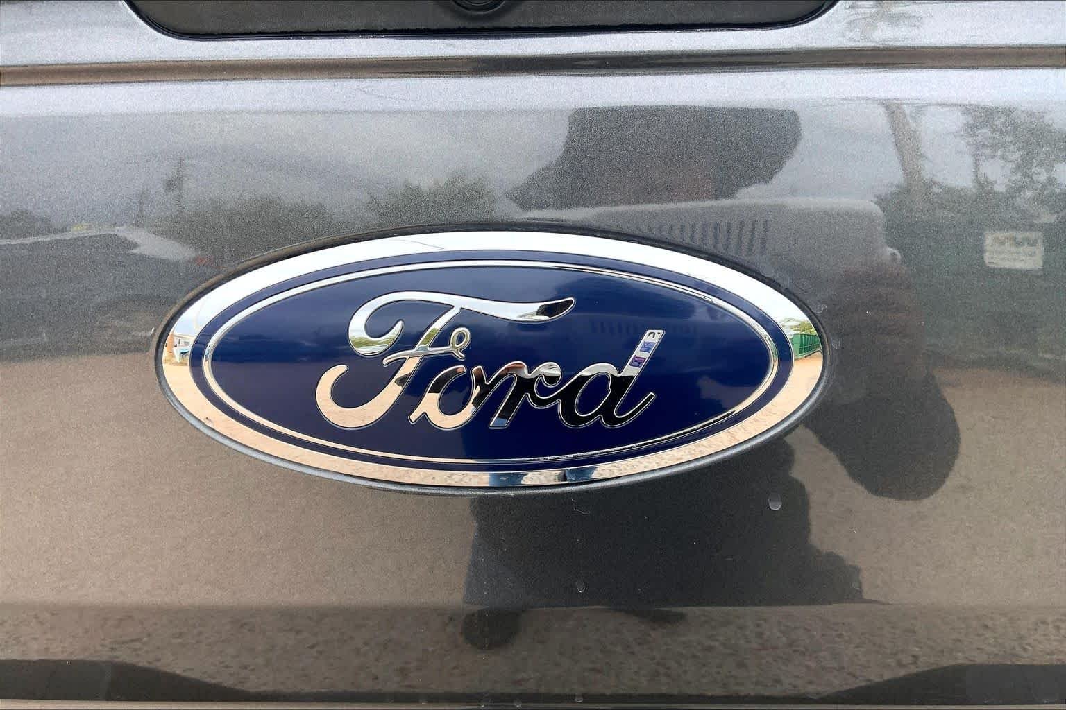 Used 2020 Magnetic Metallic Ford XLT image 29