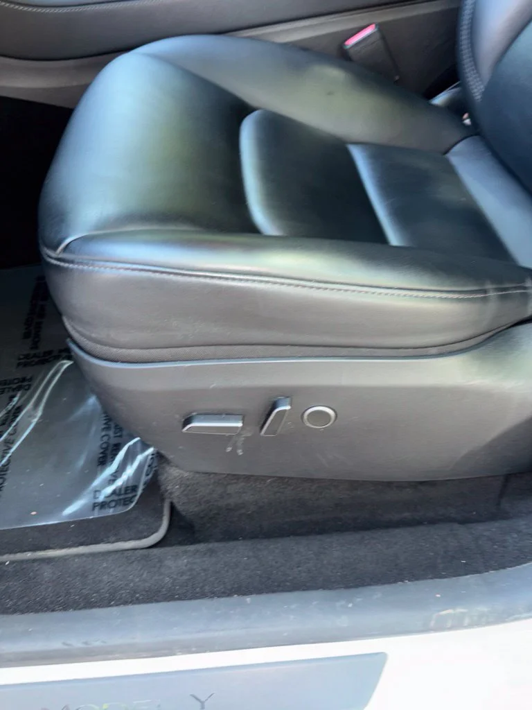 Used 2023 White Tesla Long Range image 18