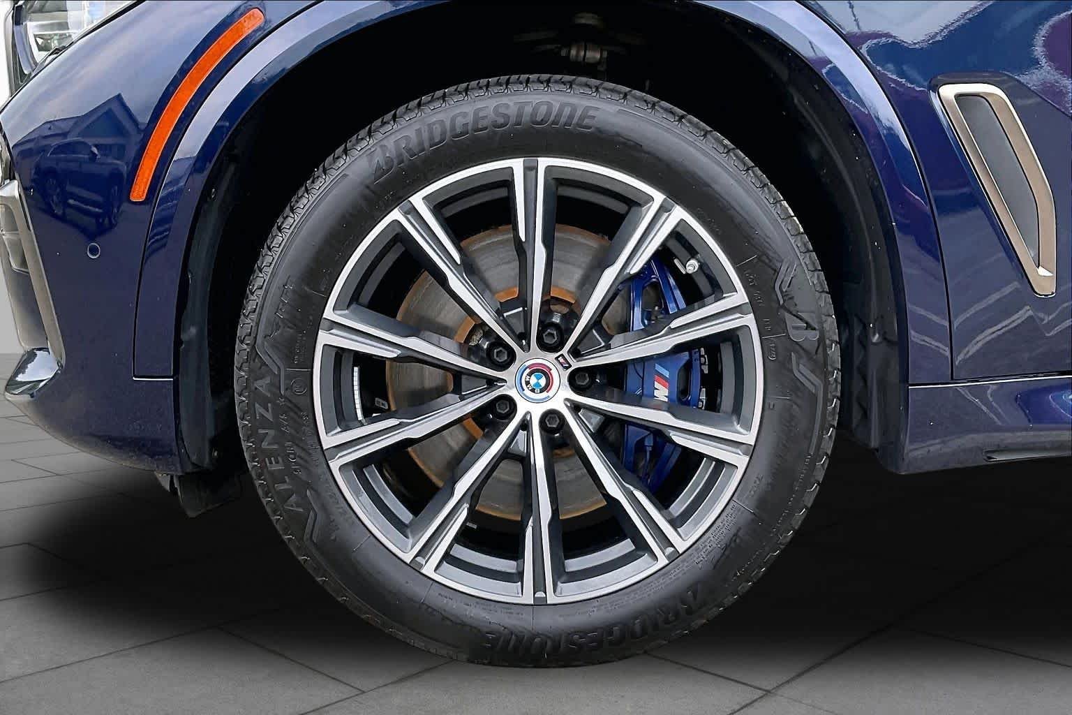 Used 2023 Tanzanite Blue II Metallic BMW M50i image 10