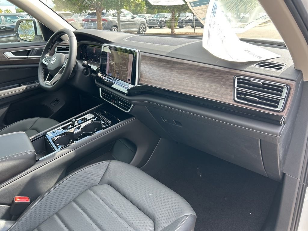 New 2026 White Volkswagen 2.0T SEL image 46