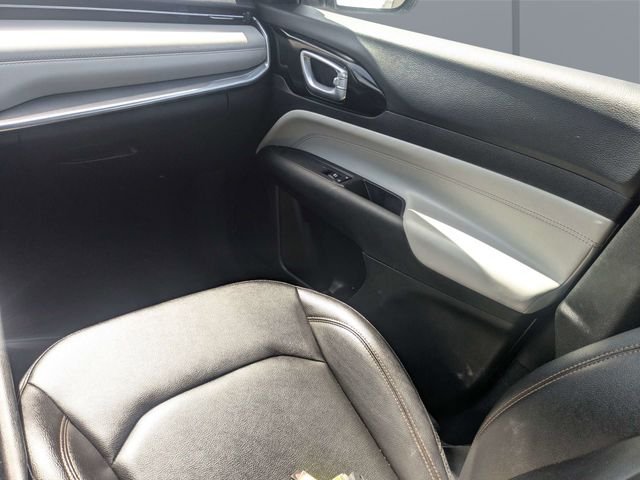 Certified Used 2024 White Jeep Limited image 17
