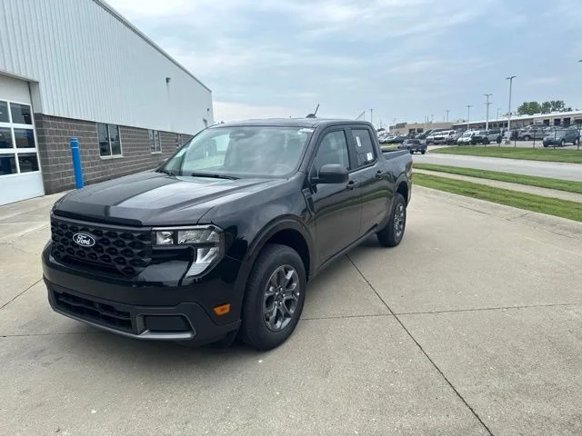 New 2026 Shadow Black Ford XLT image 10