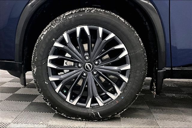 2025 Nissan Rogue Platinum - Photo 13