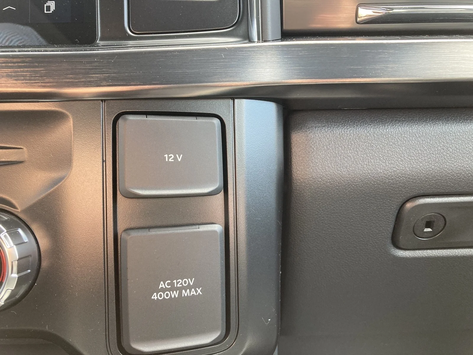 New 2026 Glacier Gray Metallic Tri-Coat Ford F-350® Lariat® image 26