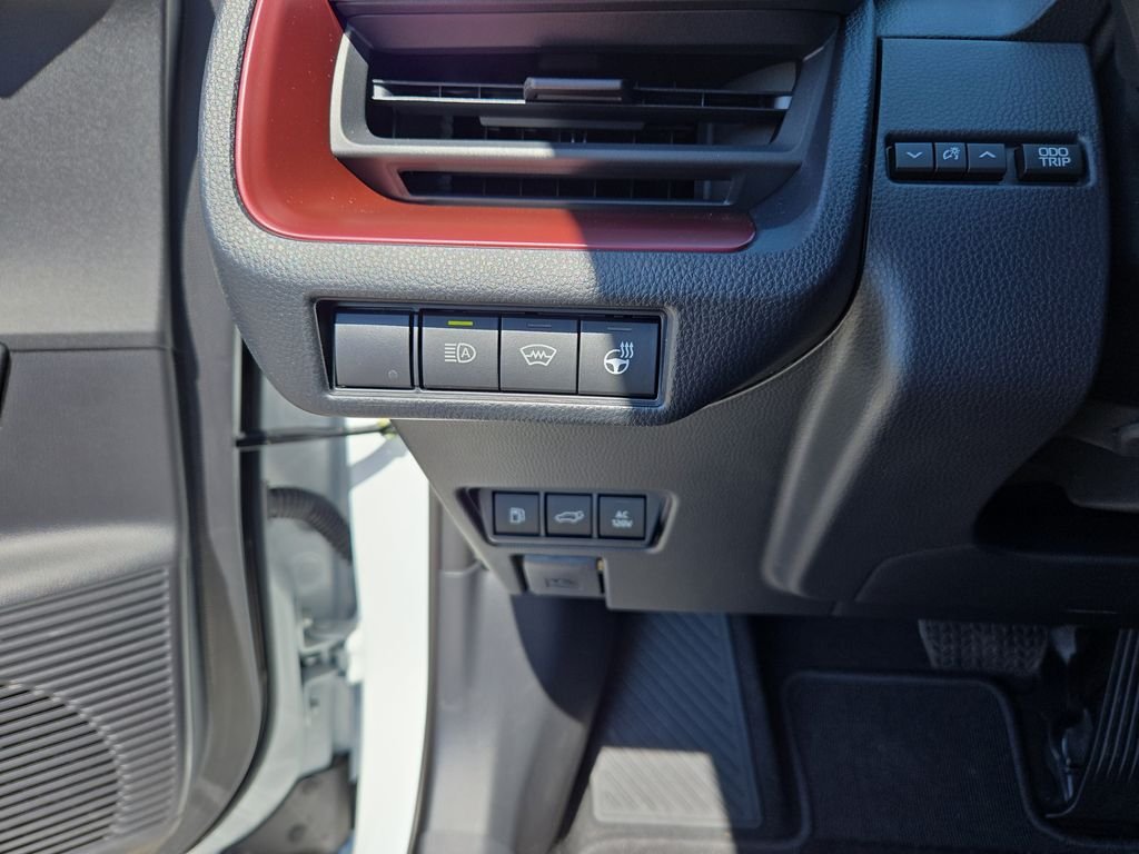 2026 Toyota Prius Plug-in Hybrid XSE Premium - Photo 15