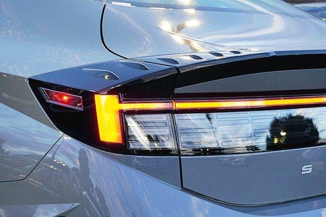 New 2026 Blue Hyundai SE image 8