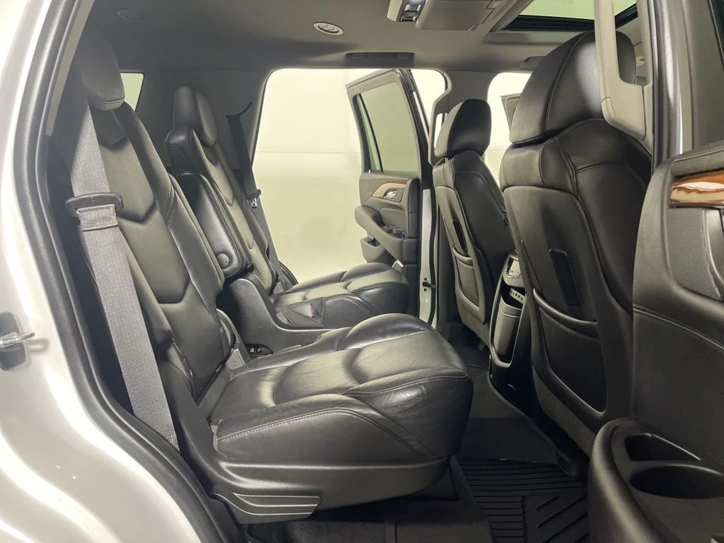 Used 2019 White Cadillac Premium Luxury image 24