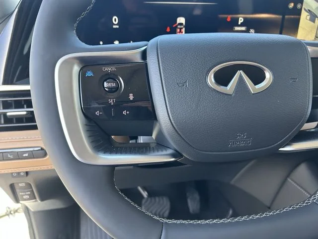 New 2027 RADIANT WHITE INFINITI Luxe 4WD image 25