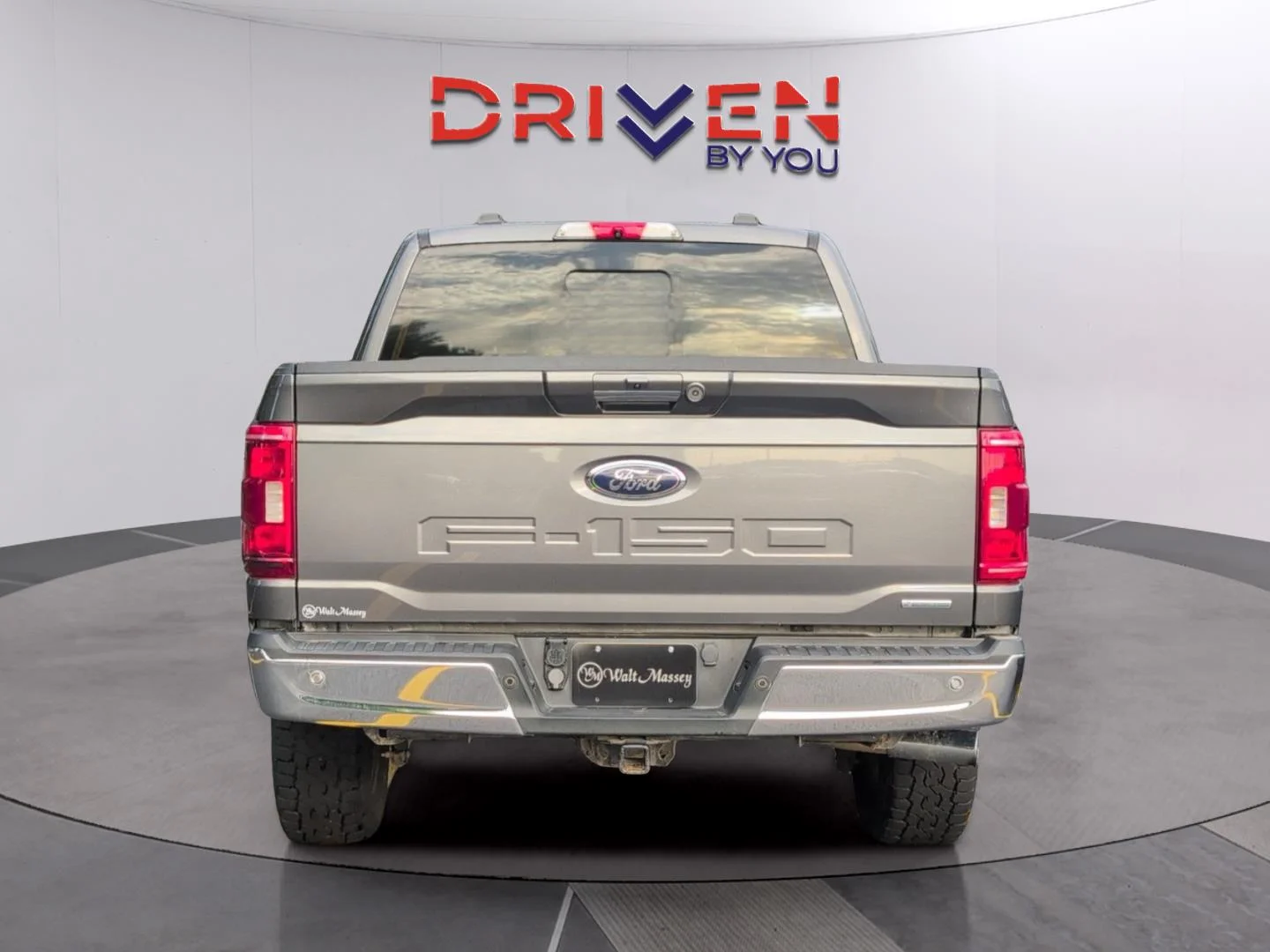 Used 2021 Carbonized Gray Ford XLT image 4
