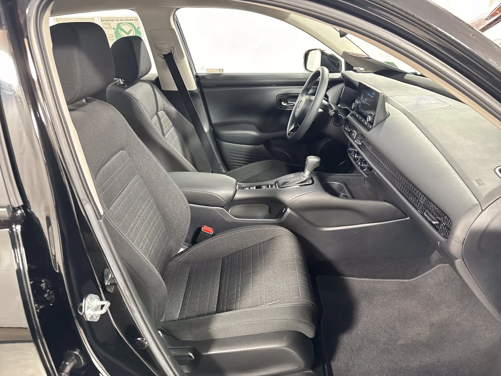 2024 Honda HR-V LX - Photo 23