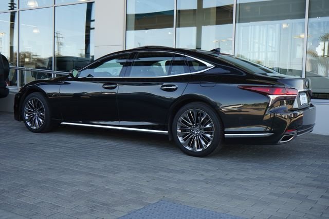 Used 2020 Black Lexus 500 Base image 6