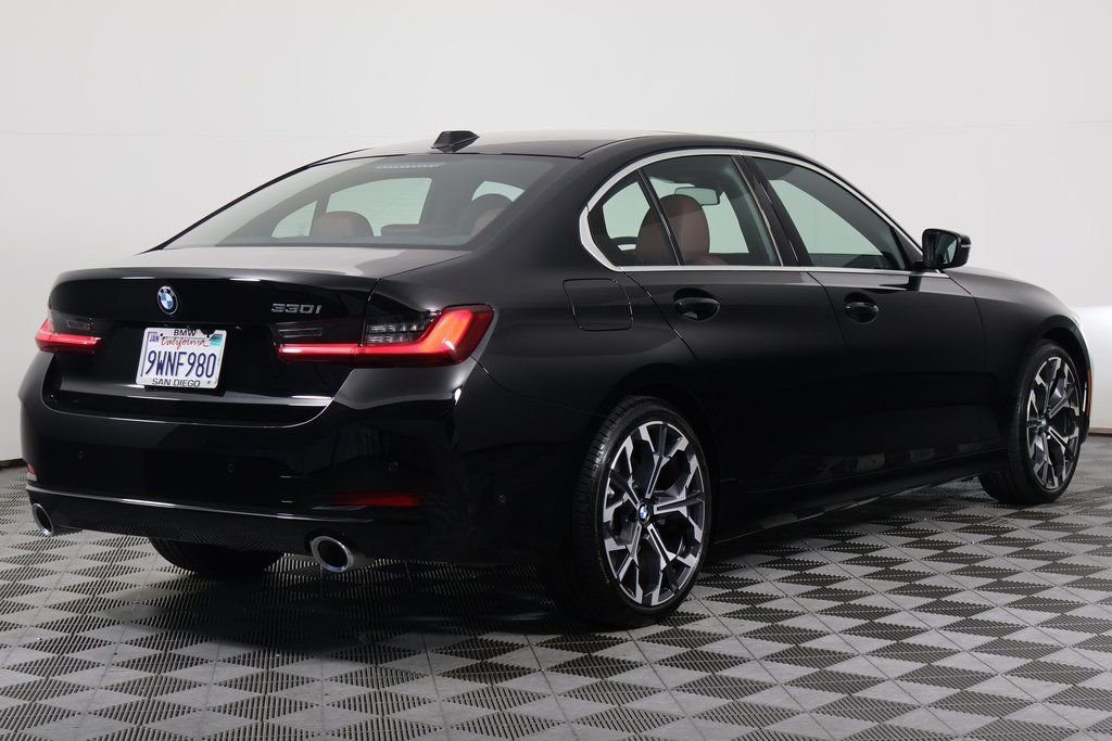Certified Used 2026 Jet Black BMW 330i image 4