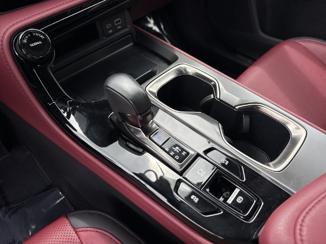 2025 Lexus NX 250 - Photo 21