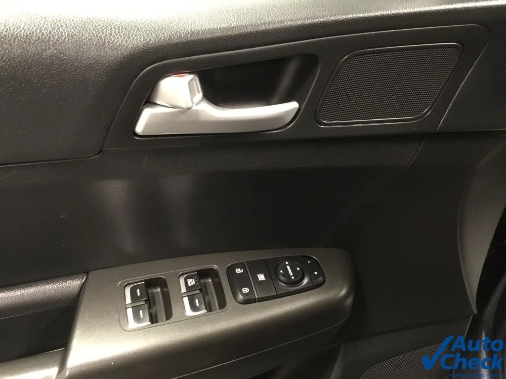 Used 2020 Blue Kia LX image 20