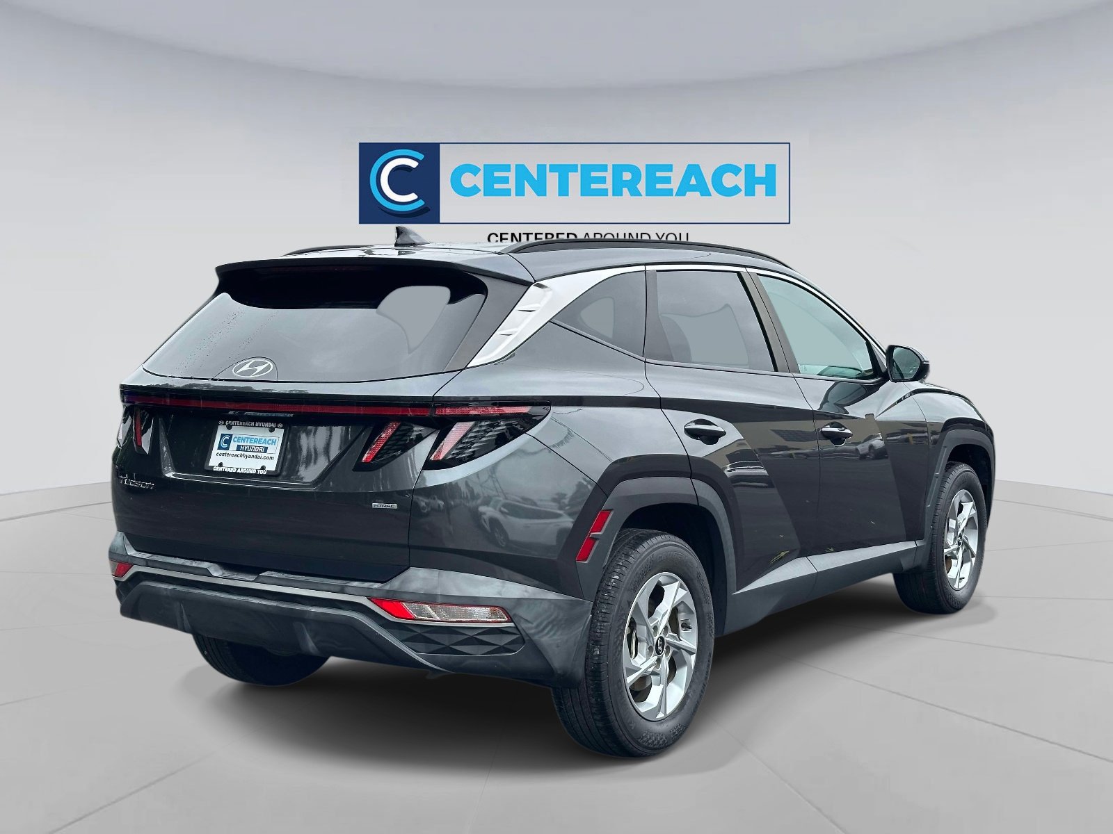 Used 2023 Gray Hyundai SEL image 5