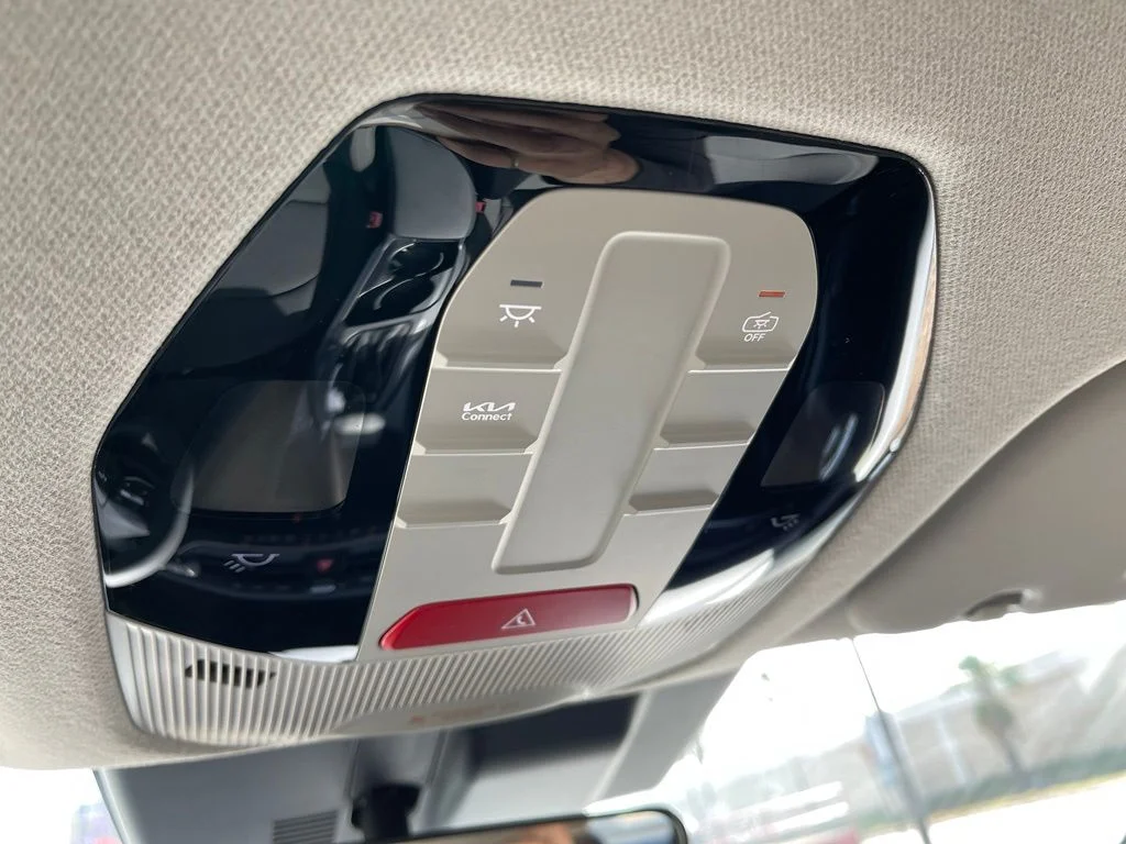 New 2026 White Kia LX image 24
