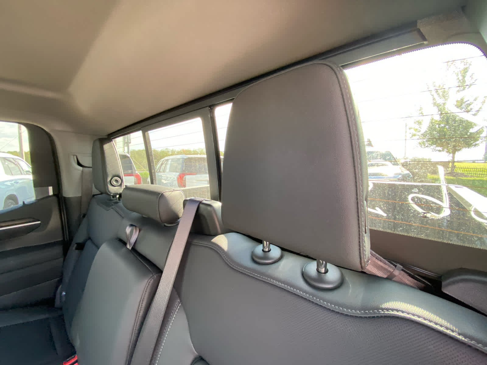 2026 GMC Sierra 1500 SLT - Photo 24
